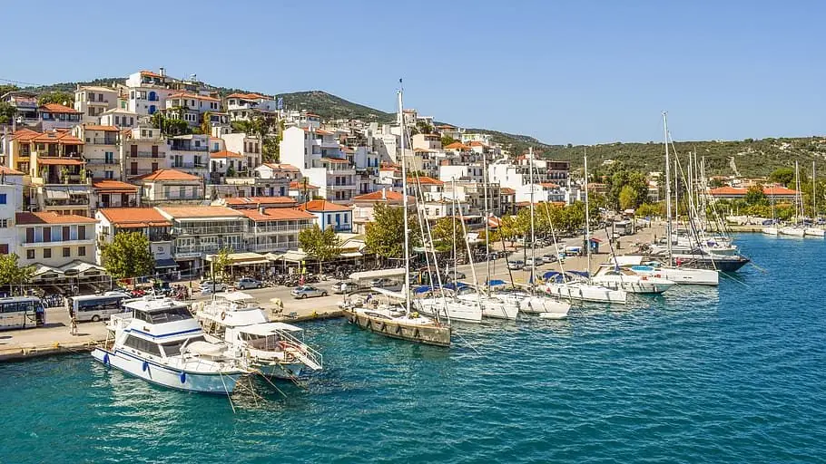 Multi day cruise in Chalkidiki and Sporades